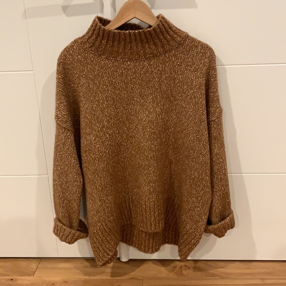 Sweater - Picture 2 of 4